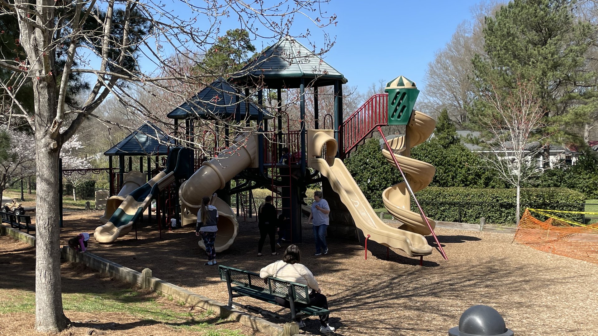 Happyly Village Park And Playground