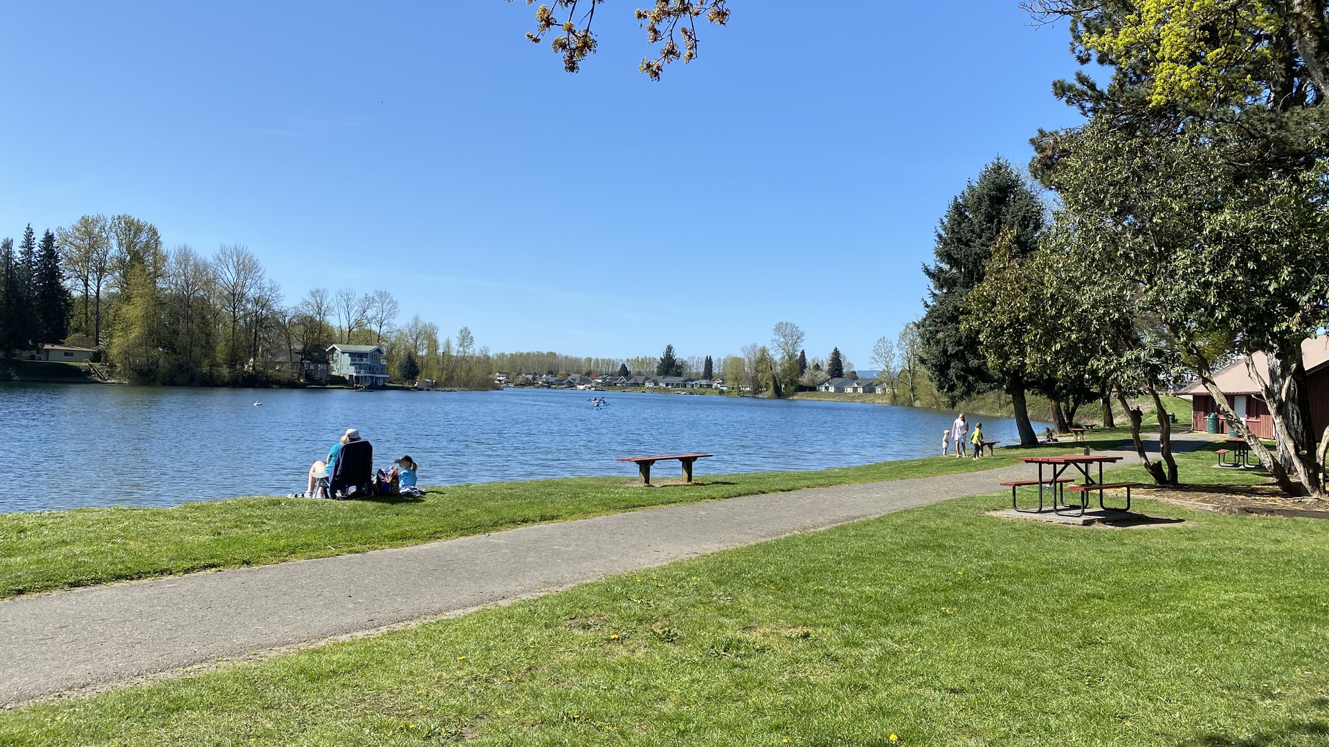 Happyly Horseshoe Lake Park and Playground