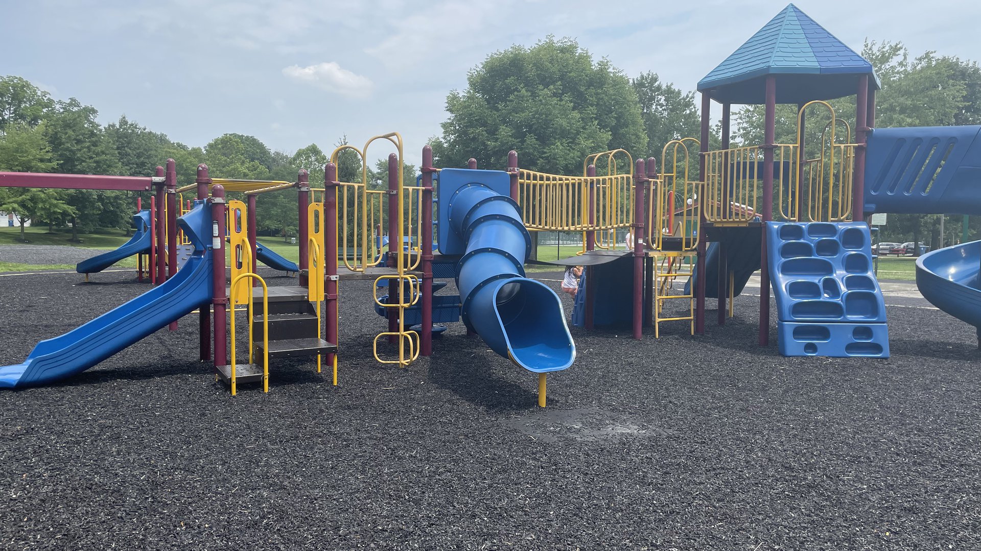 Happyly Bell Tavern Park and Playground
