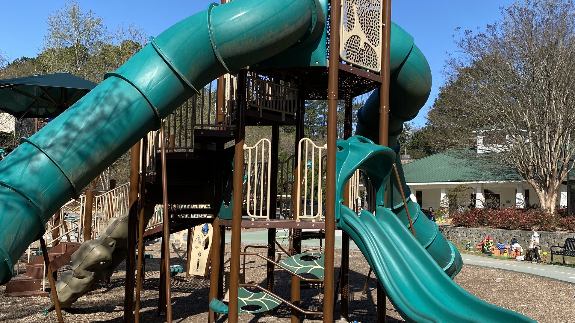 Happyly Ashford Park and Playground