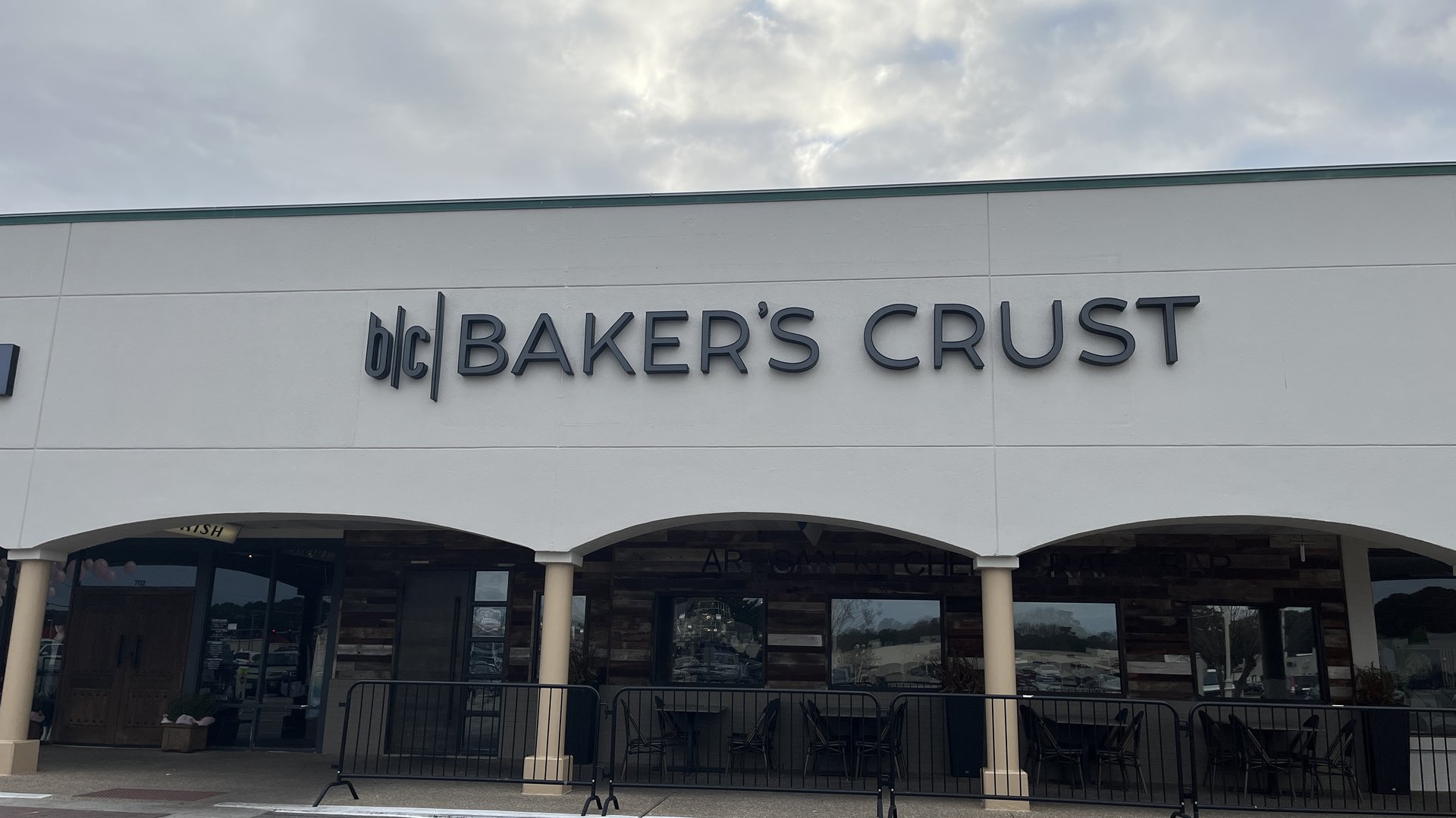 Happyly Baker's Crust Artisan Kitchen