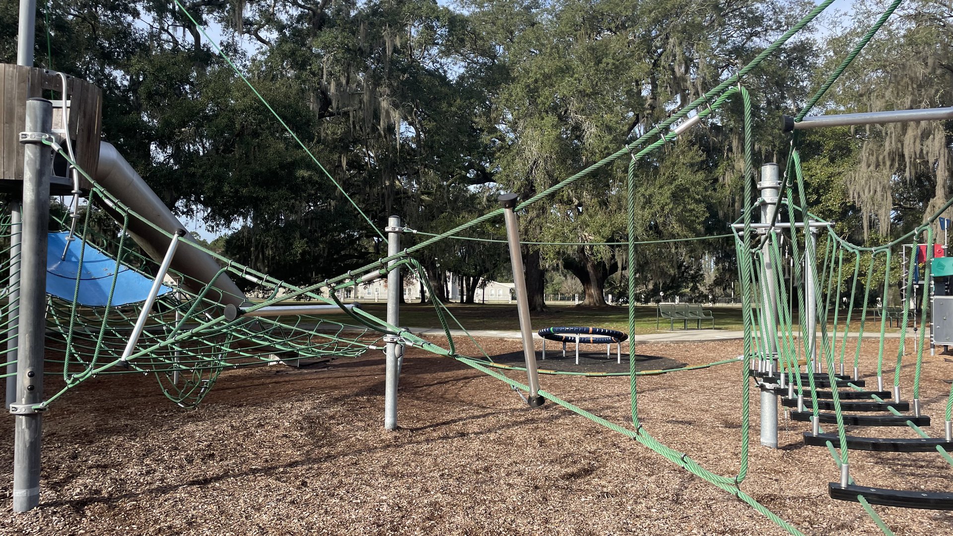 Happyly: Losco Regional Park and Playground