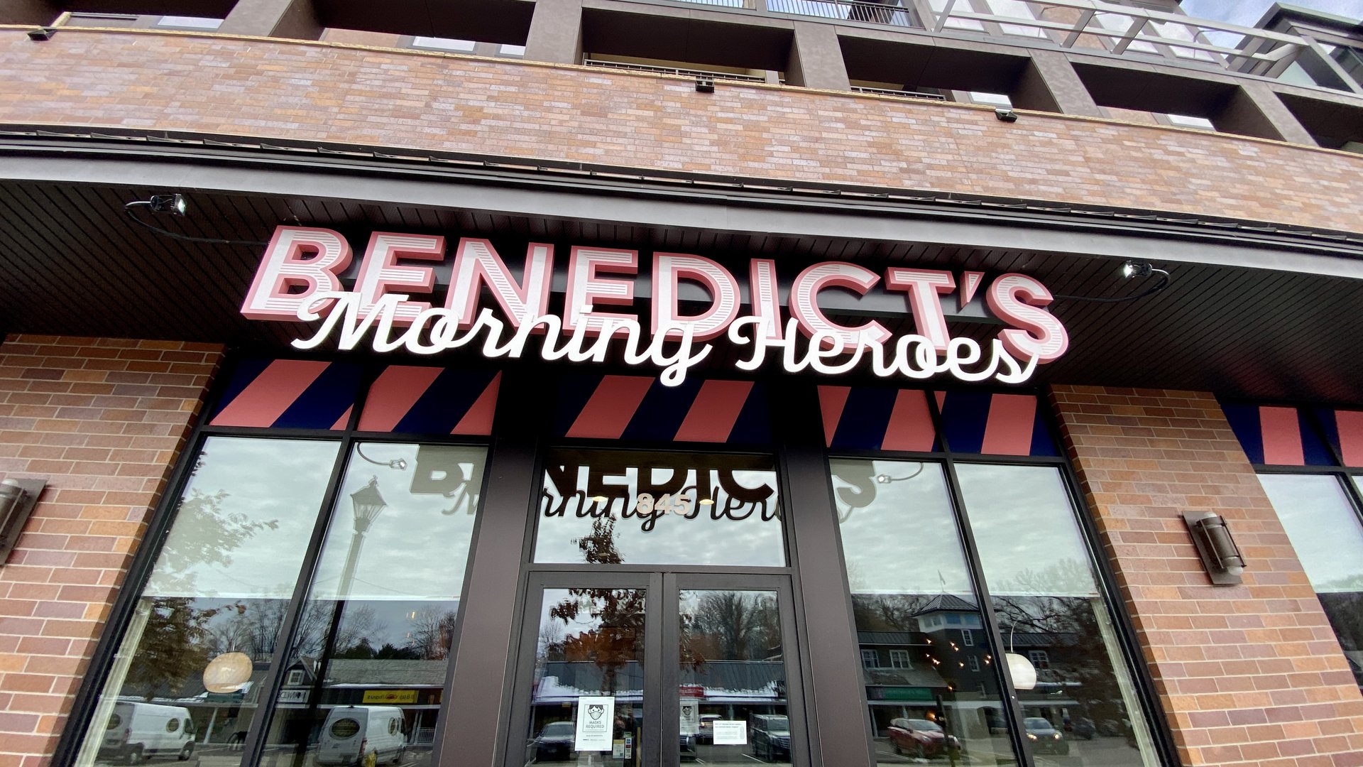 Happyly Benedict's of Wayzata