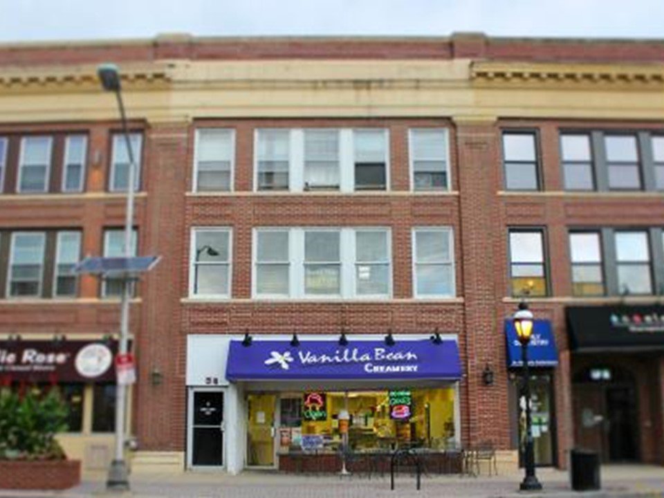 Happyly Cranford Vanilla Bean Creamery