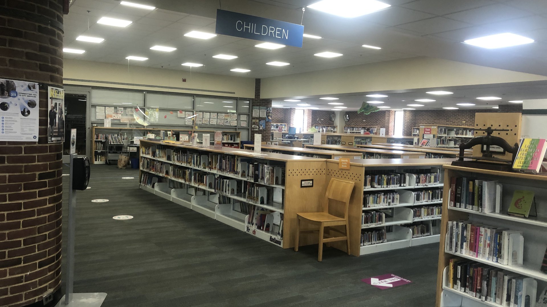 Happyly James M. Duncan Branch Library