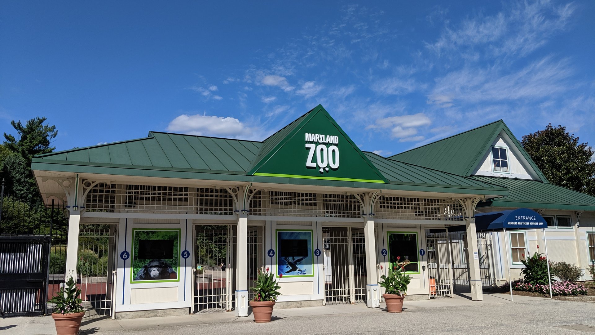 Happyly: The Maryland Zoo