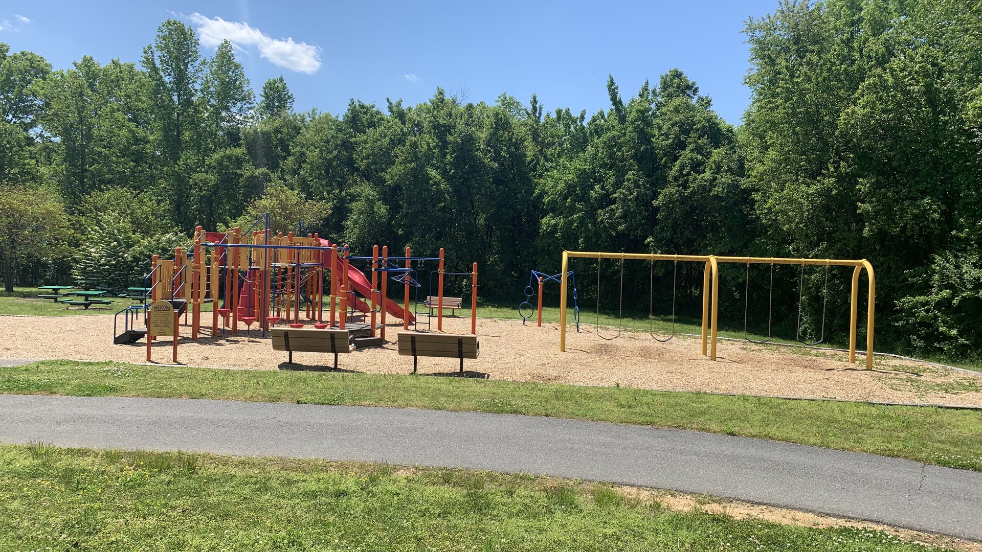 Happyly: Hillantrae Community Park and Playground