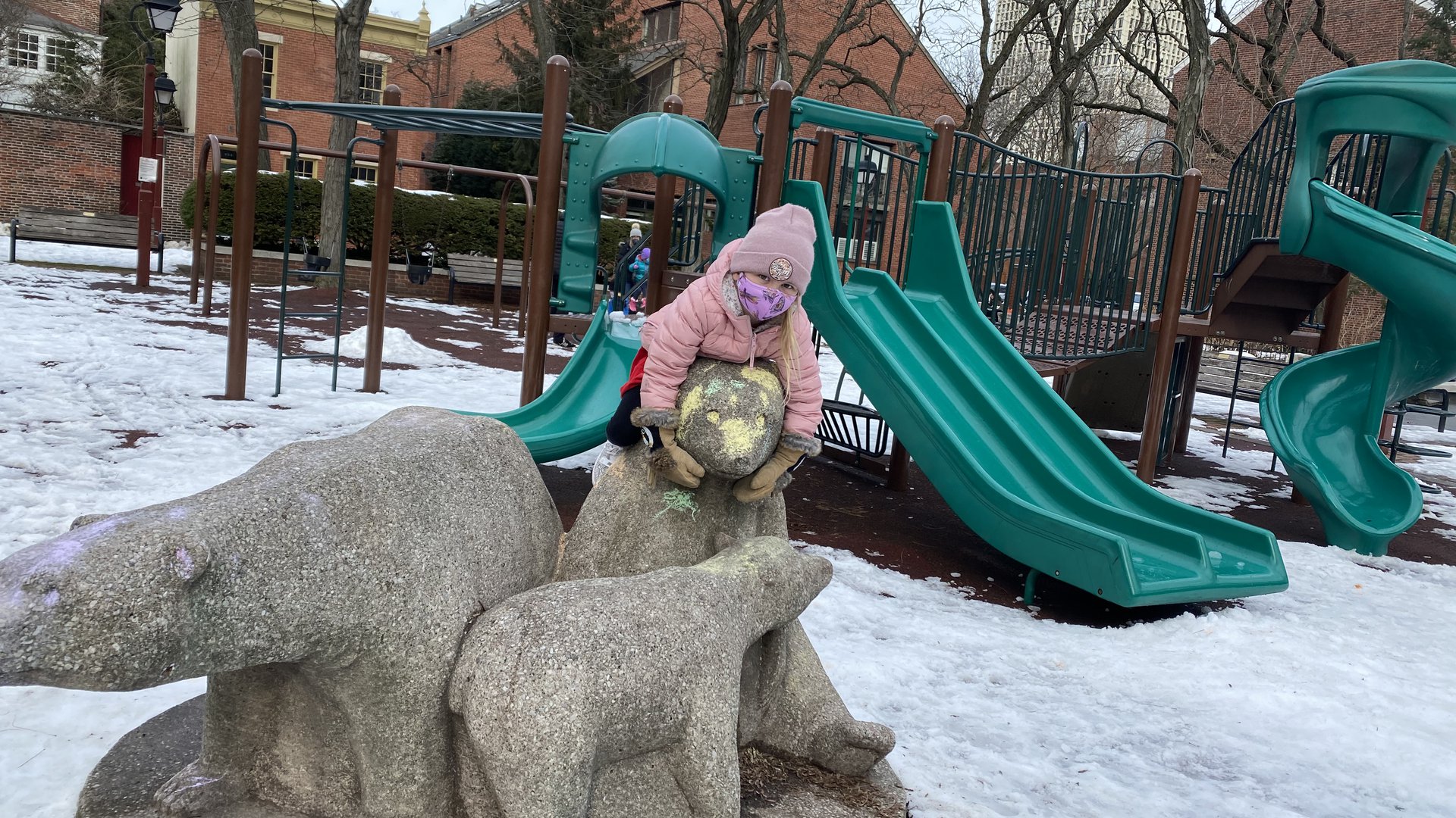 happyly-three-bears-playground