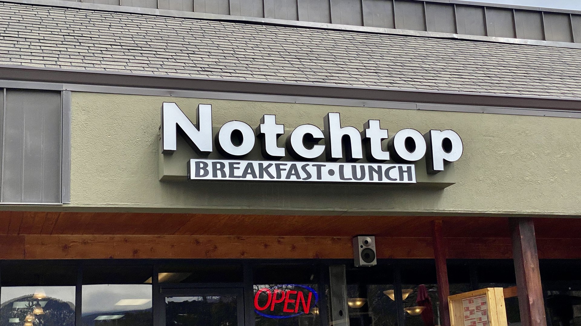 Happyly Notchtop Bakery