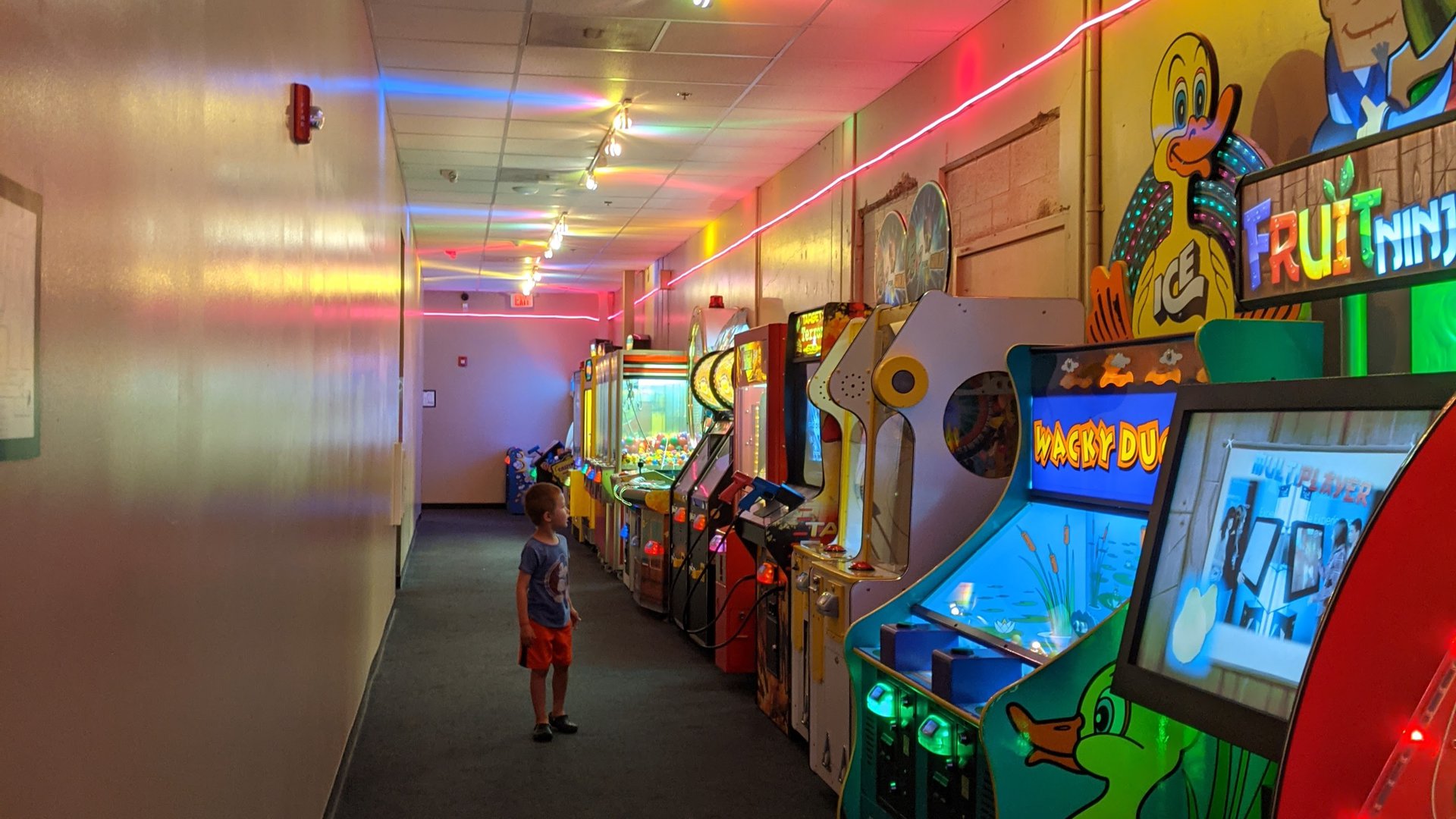 Happyly: Wunderland Arcade - Gresham