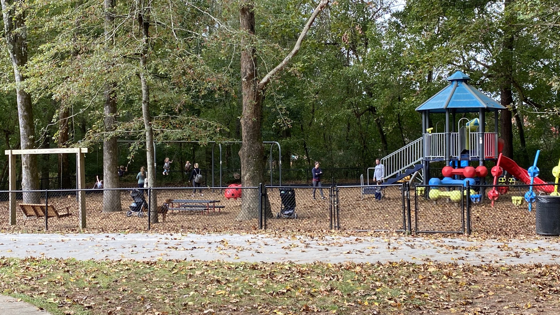 Happyly: Roswell Area Park and Playground