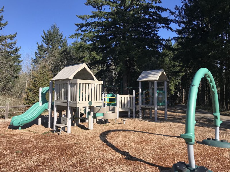 Roger Tilbury Memorial Park Playground
