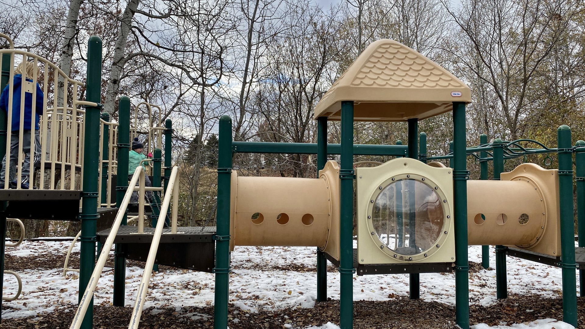 Happyly Jensen Lake Playground
