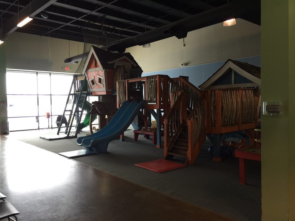 Happyly Monkey's Treehouse